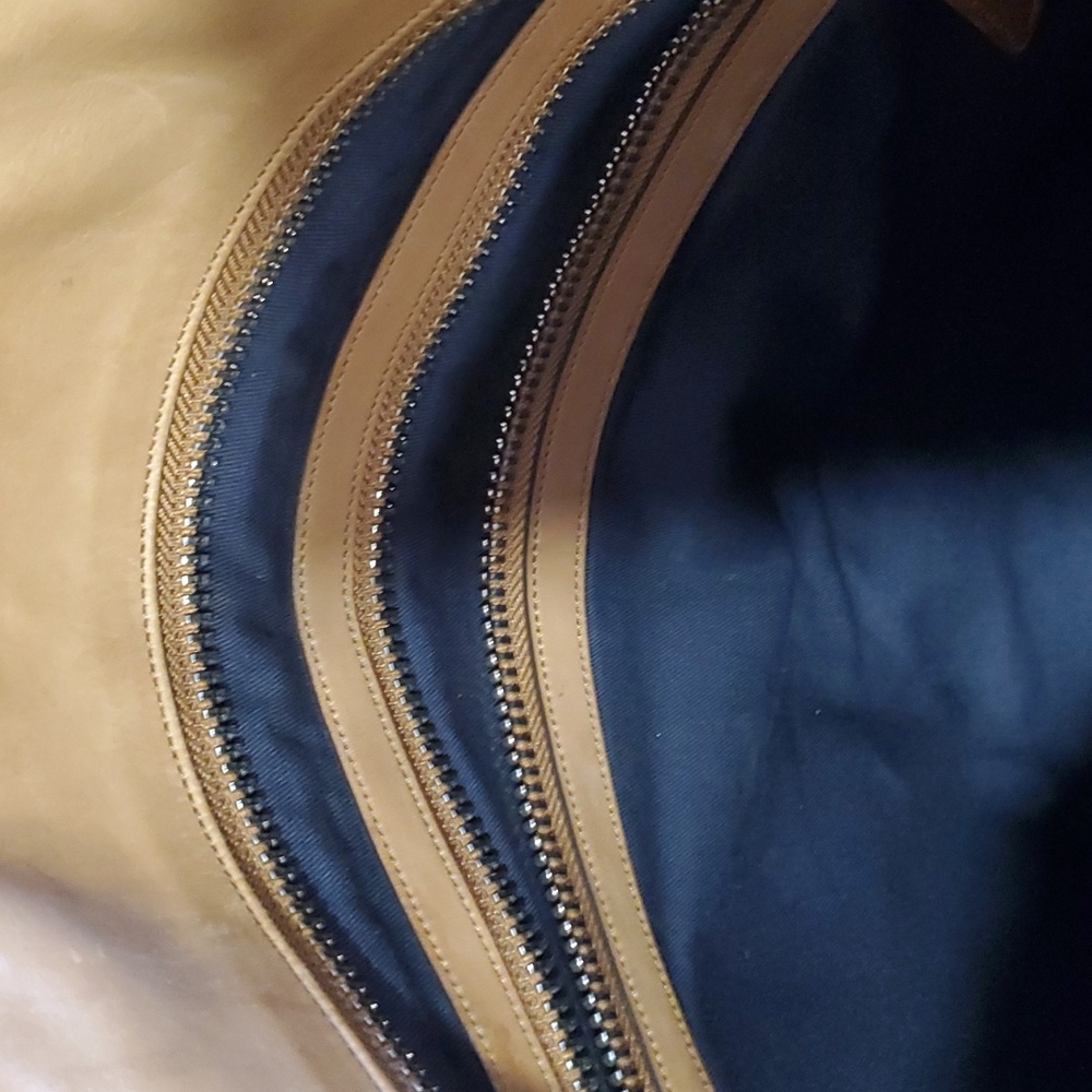 Upcycled Brown and tan Leather handbag - Picture 14 of 17